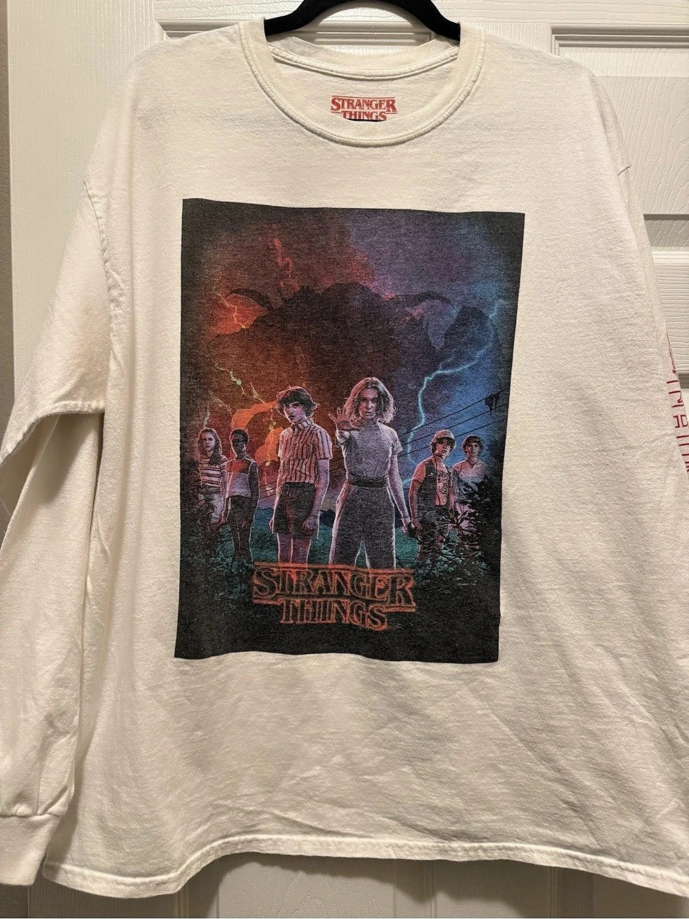 Stranger Things graphic long-sleeve T-shirt XL